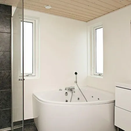 8 Person In Holiday home
