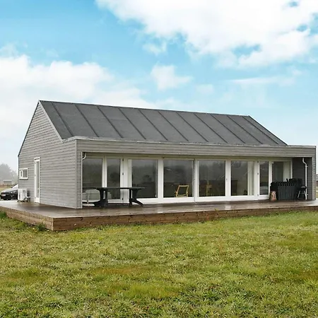 Holiday home 8 Person In *
